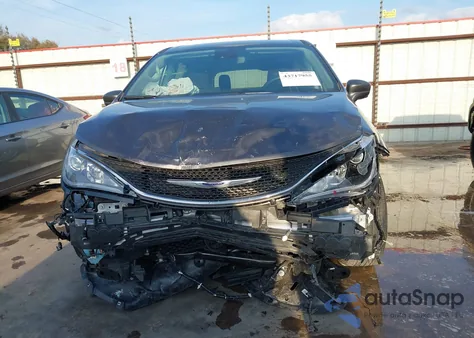 2020 Chrysler Pacifica Touring из США, поврежденный, VIN 2C4RC1FG8LR135780